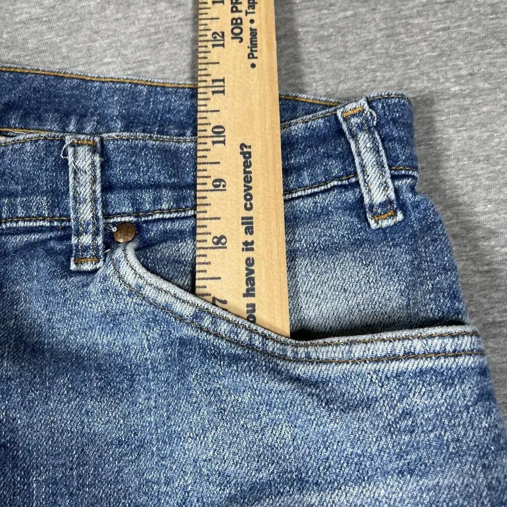 VTG Levi's Straight Jeans Mens 36x32 Blue Medium Wash White Label Relaxed